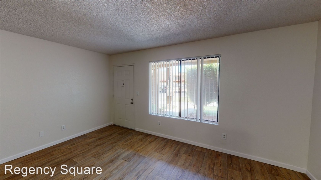 2350 S Avenue B - Photo 55