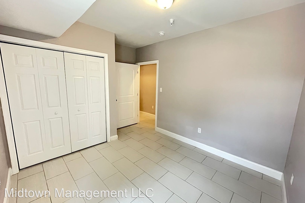 4111 Ludlow Street - Photo 14