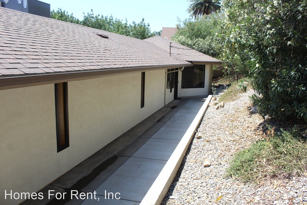 980 N. Scenic Dr - Photo 1