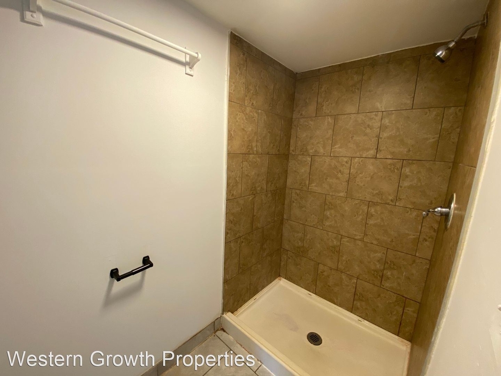 3626 W Colorado Ave - Photo 5