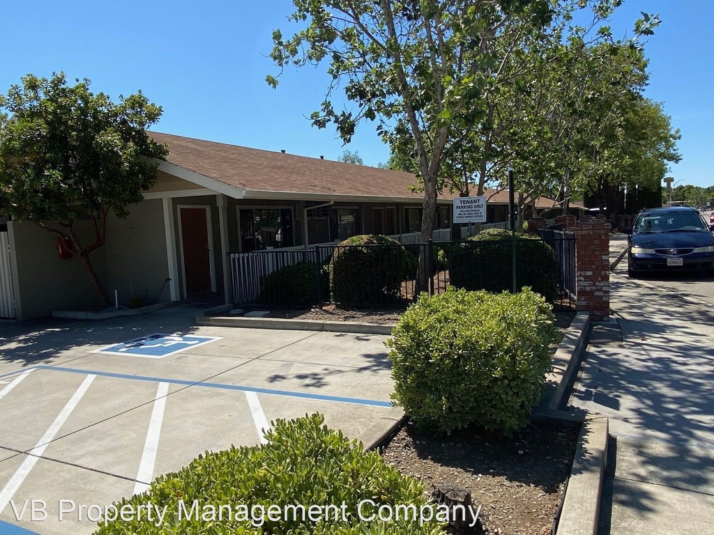 1413 Portola Ave. - Photo 29