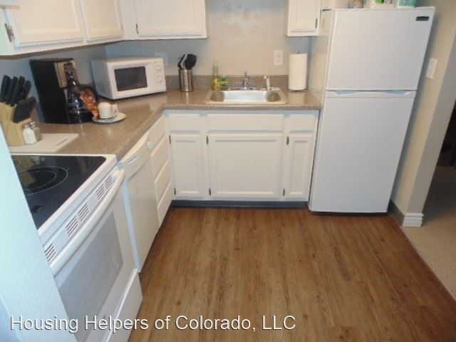 2039 11th Street - Photo 7