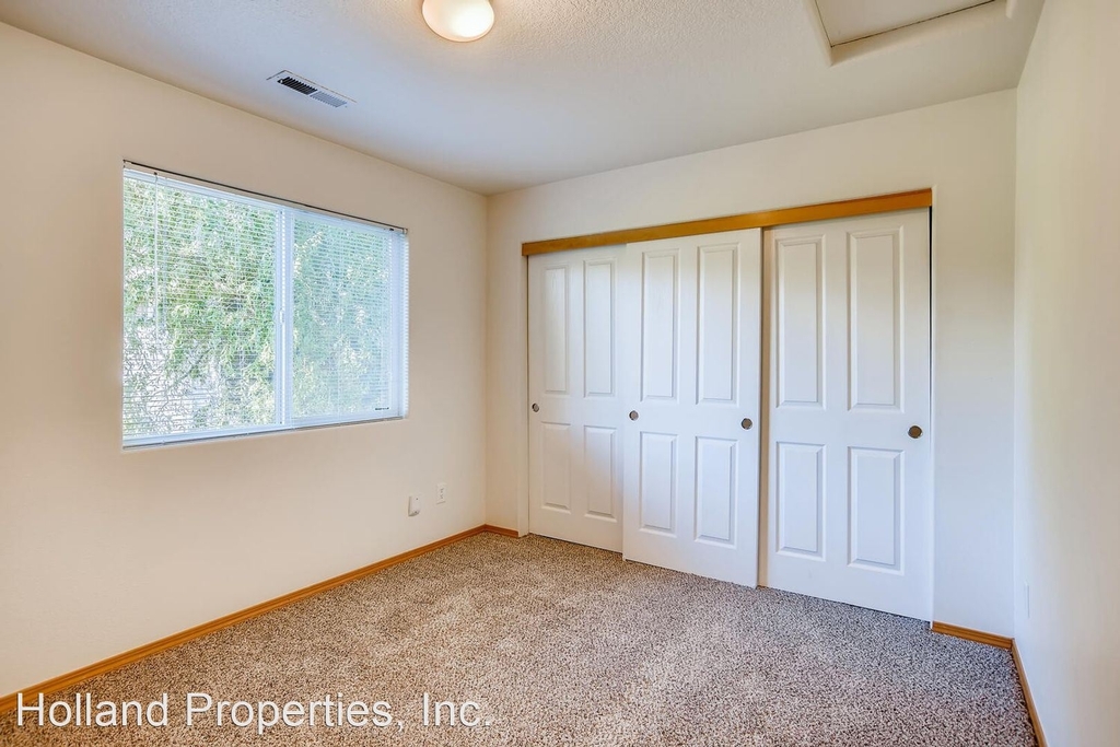 8217 Se 45th Ave. - Photo 18