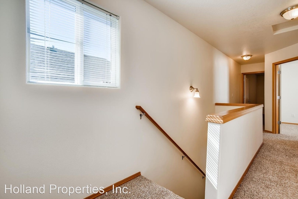 8217 Se 45th Ave. - Photo 10