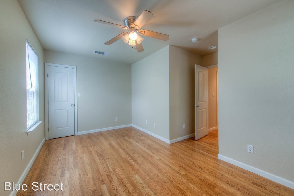 4805 Evans Avenue - Photo 14