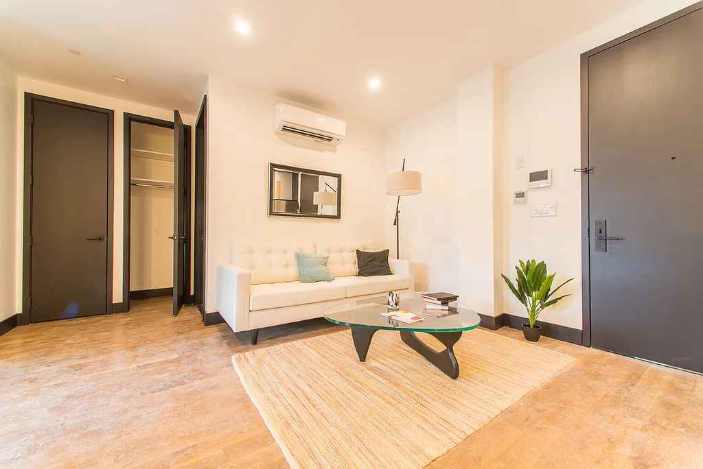 832 Lexington Avenue - Photo 0
