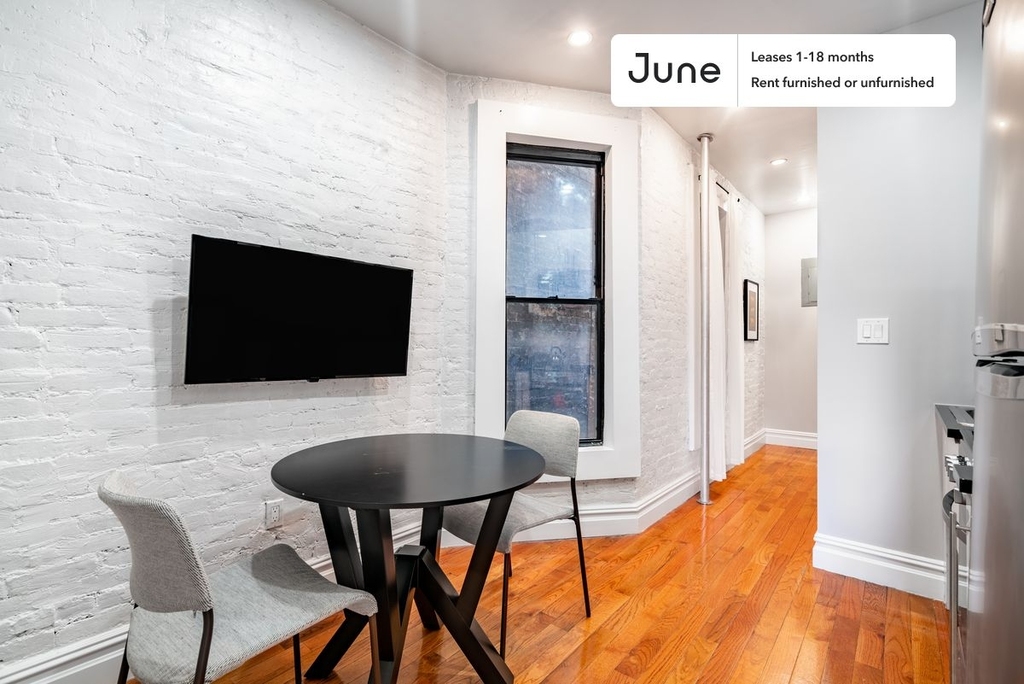 826 Ninth Avenue - Photo 1