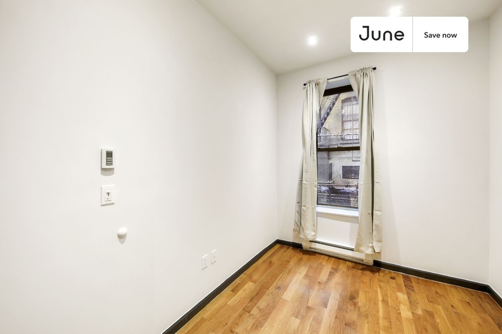 171 West 107th Street - Photo 18