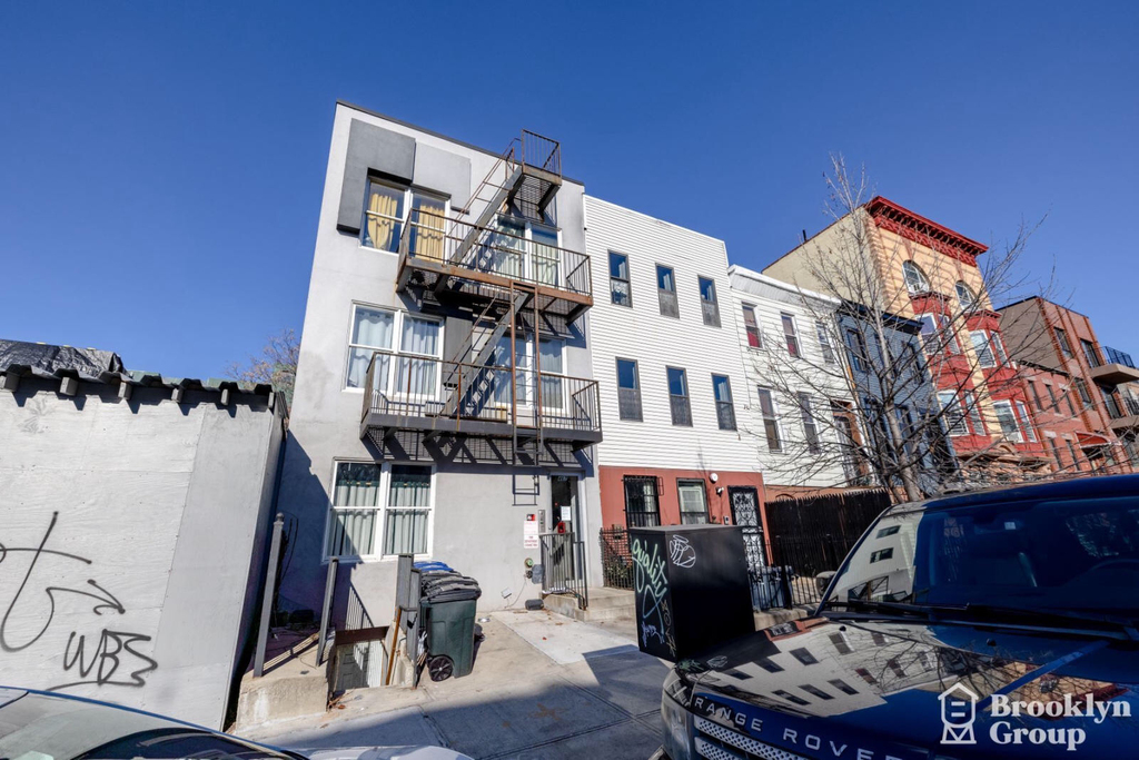 467 Monroe Street,brooklyn  - Photo 14