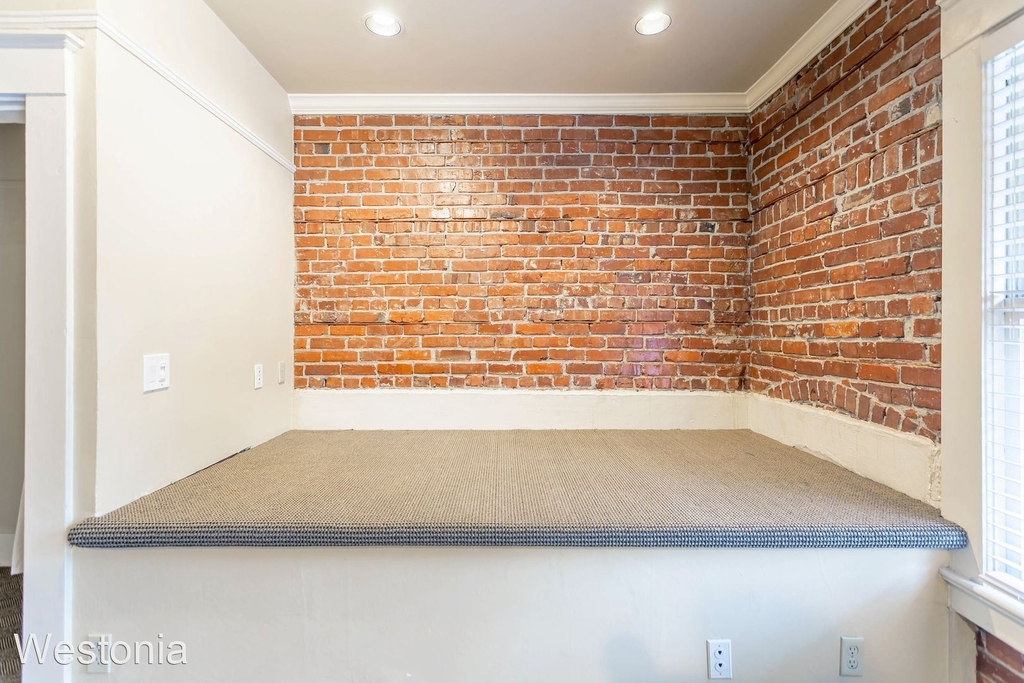 2066 Nw Glisan - Photo 3