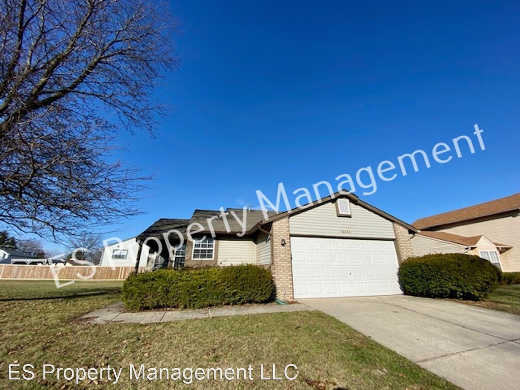 10044 Lone Wolf Dr. - Photo 0