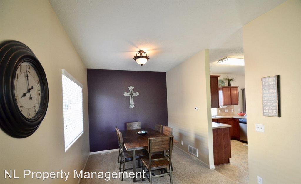 16320 Fowler Ave. - Photo 6