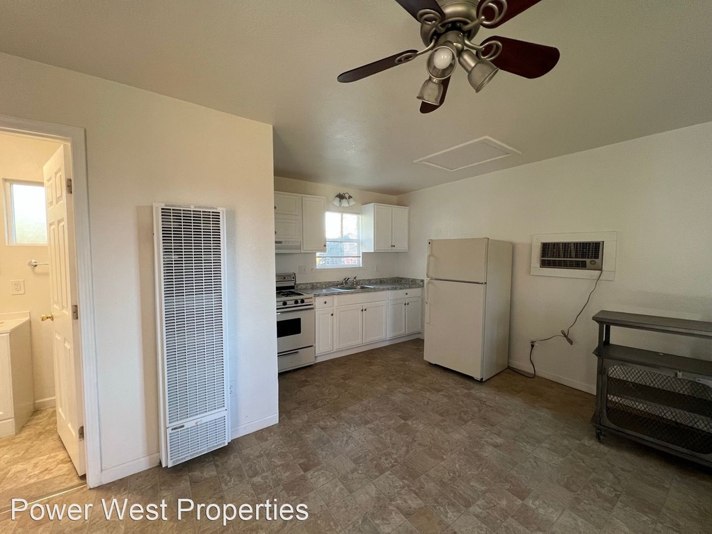 2103 Elgin Road - Photo 1