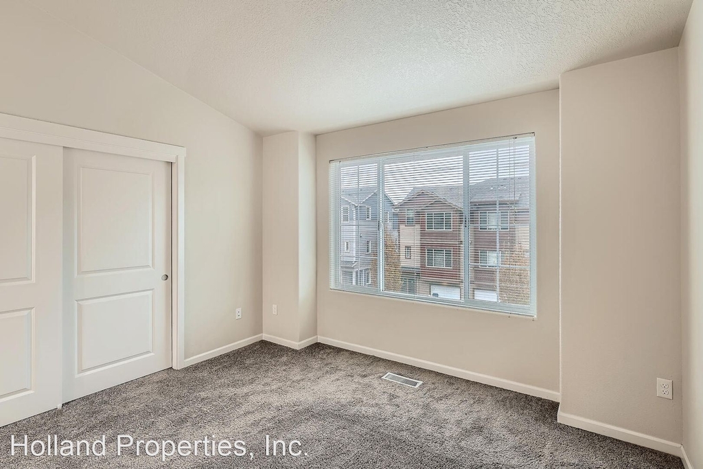 186 Ne 78th Ave - Photo 16