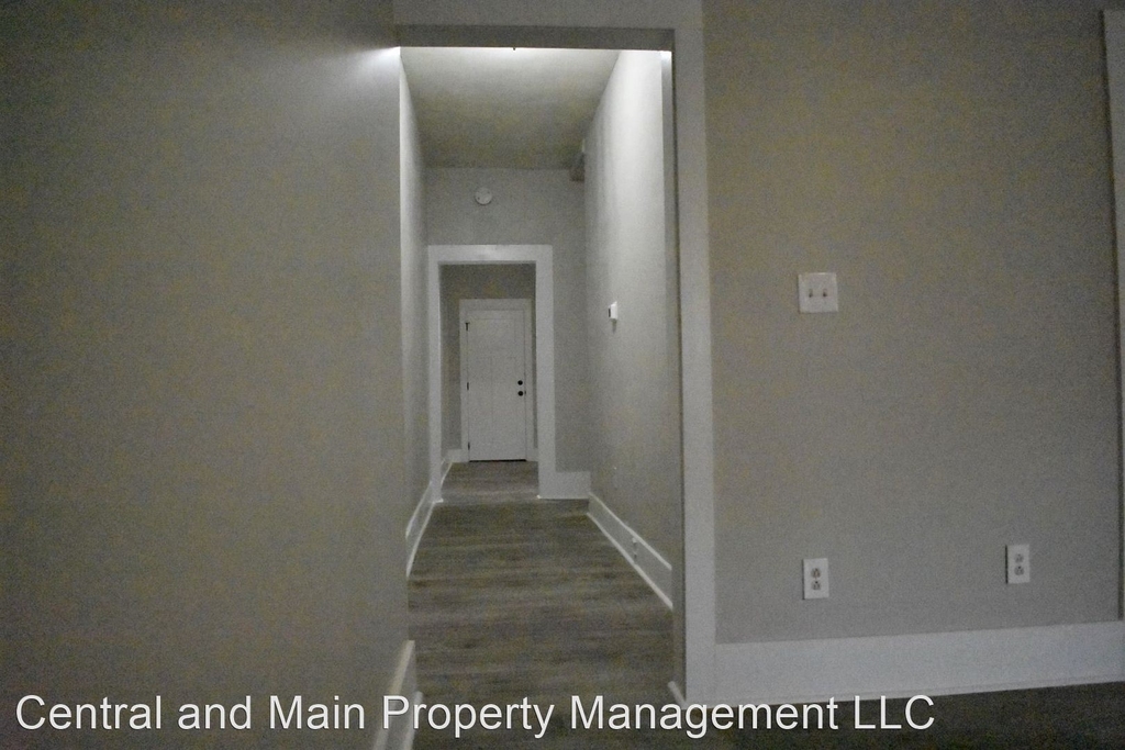 2420 Linden Ave - Photo 6