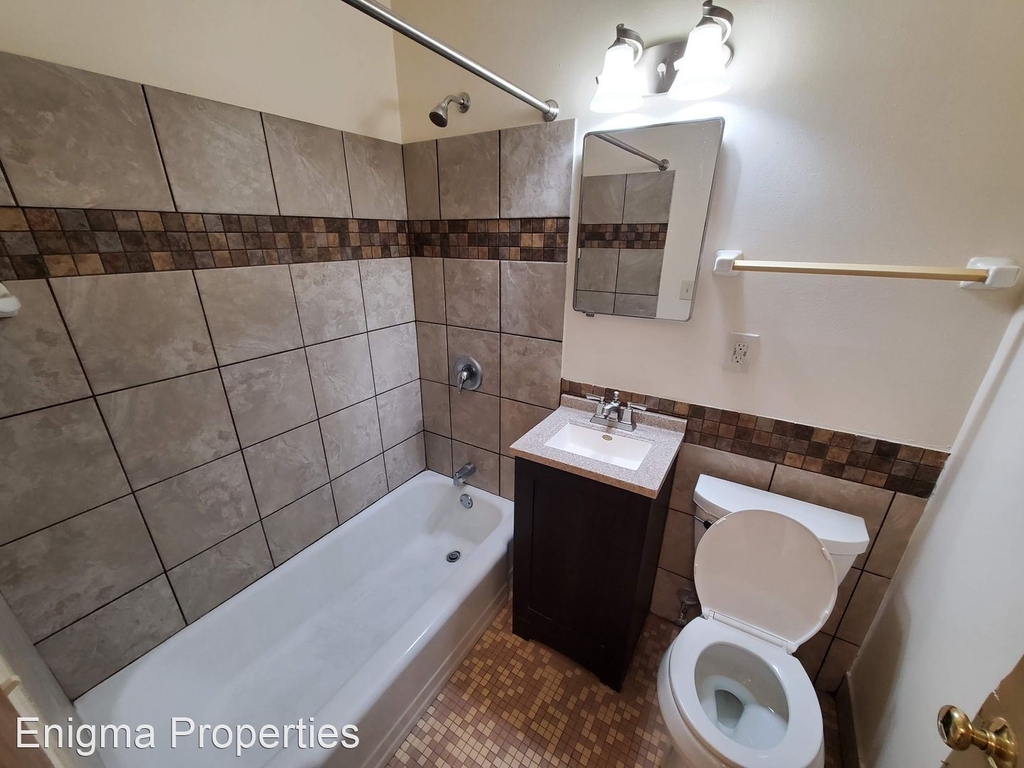 8420 W Greenfield Ave - Photo 6