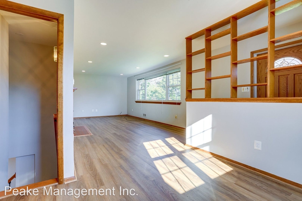 3906 Sleepy Hollow Rd. - Photo 17