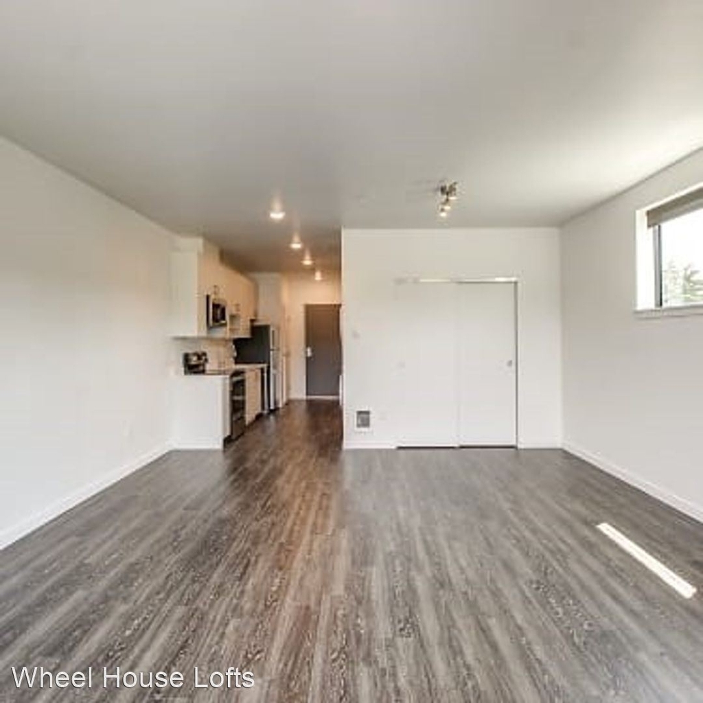 8130 Se 6th Avenue - Photo 4