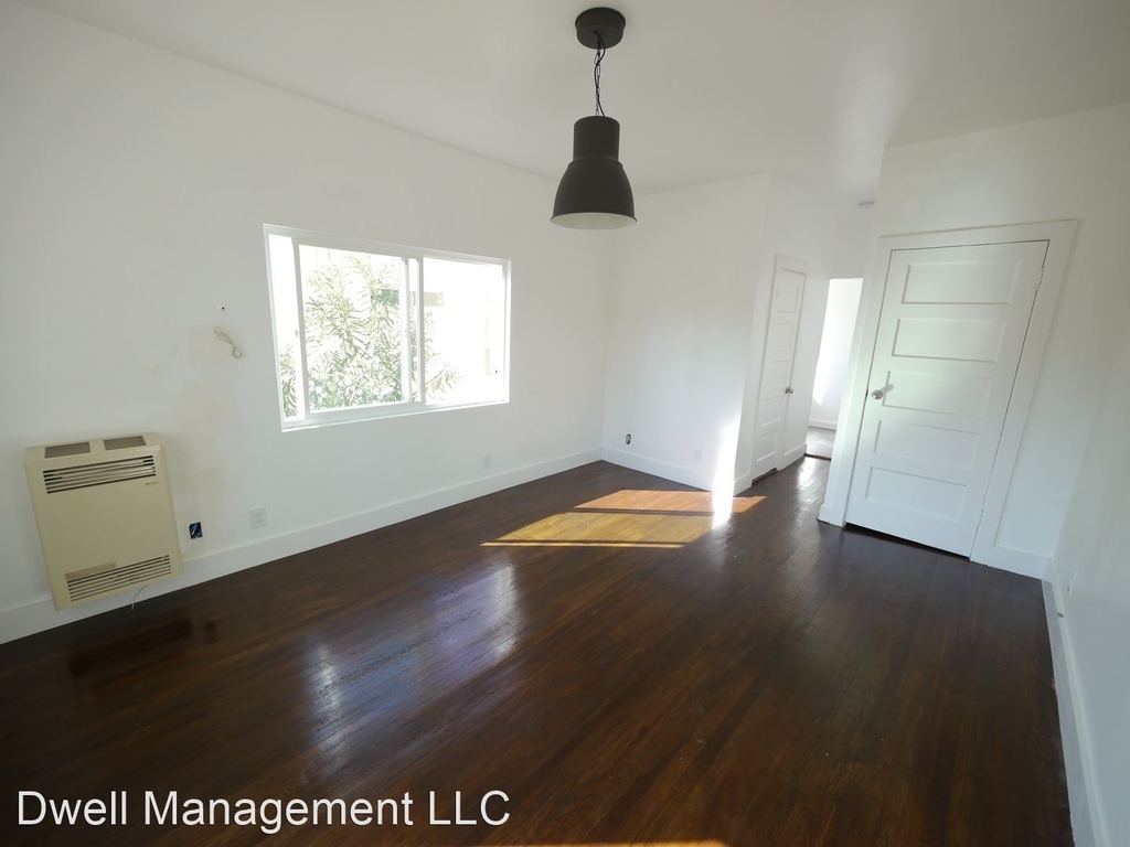 4433 Lockwood Ave - Photo 5