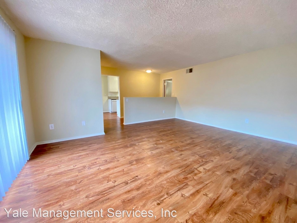 5204 Yarmouth Ave. - Photo 11