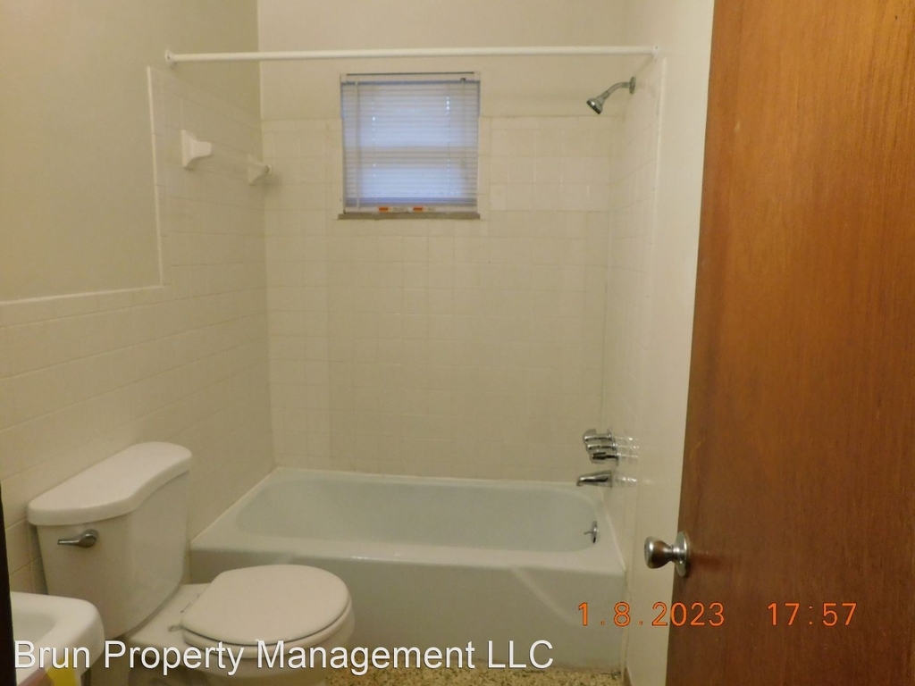 2720 Holbrook Dr., #08 - Photo 22