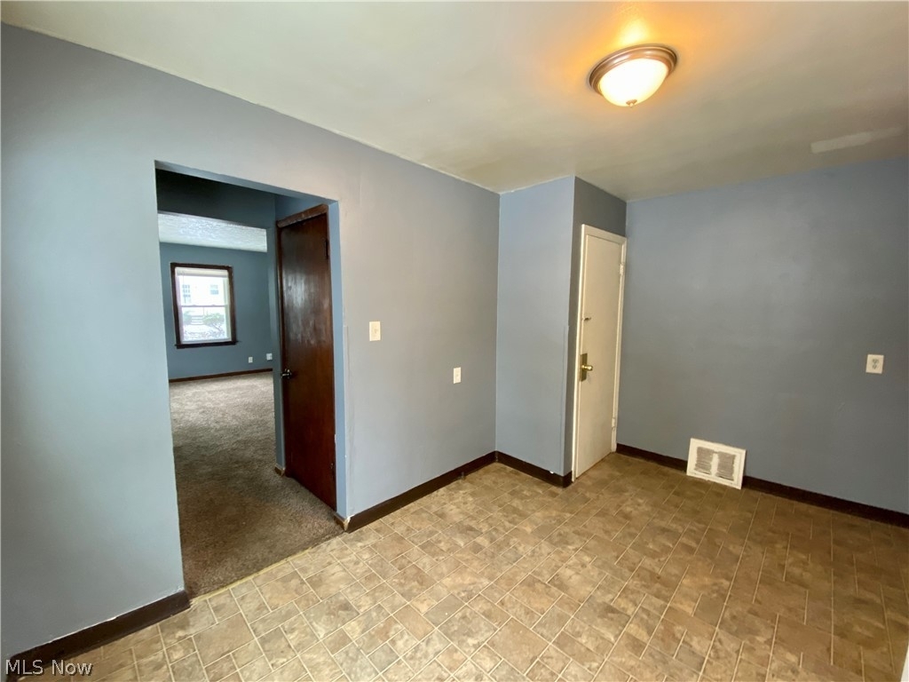 1378 Orlando Avenue - Photo 8