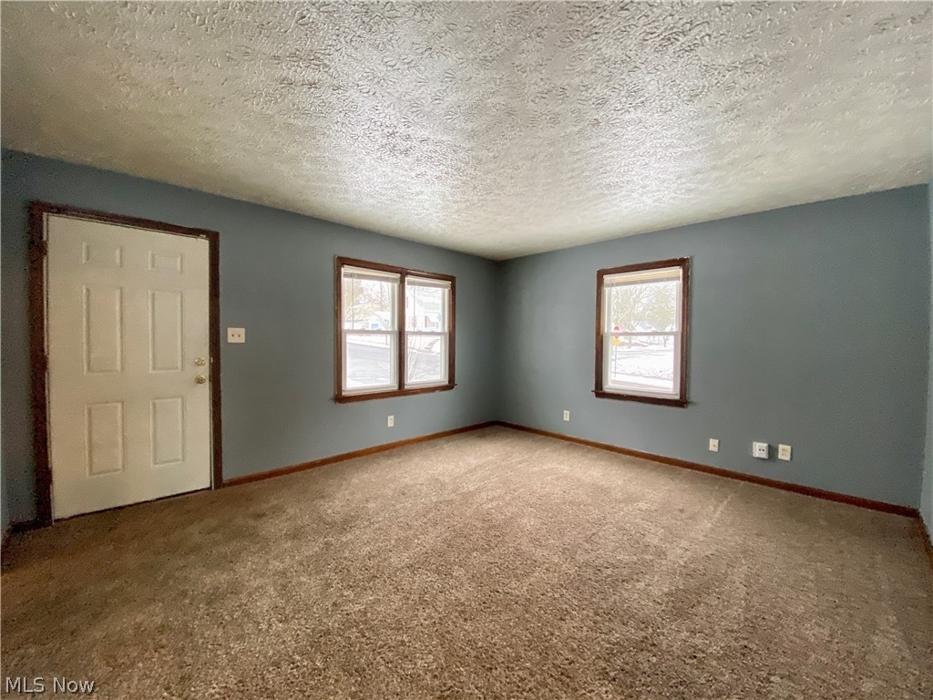 1378 Orlando Avenue - Photo 3