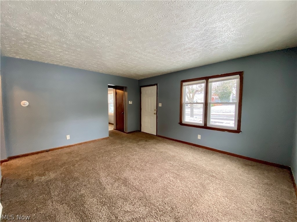 1378 Orlando Avenue - Photo 4