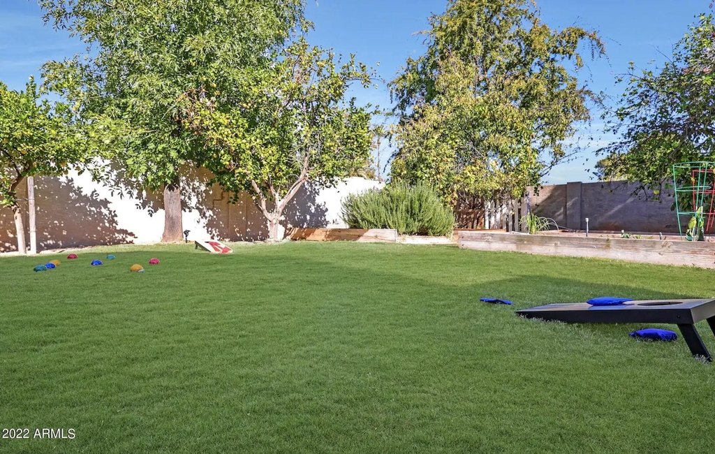 1133 N Los Alamos -- - Photo 14