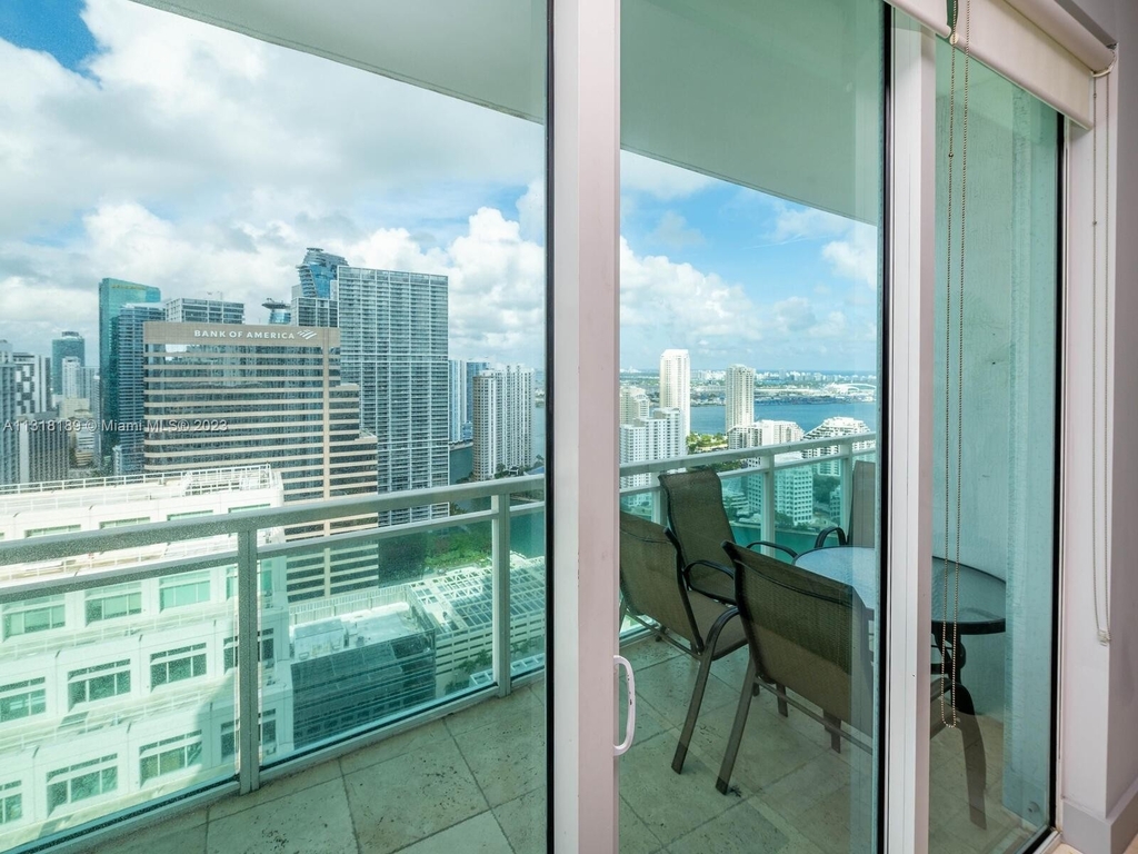 950 Brickell Bay Dr - Photo 29