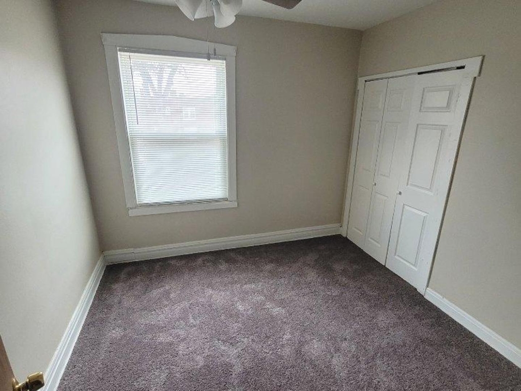 1006 S Menard Avenue - Photo 3