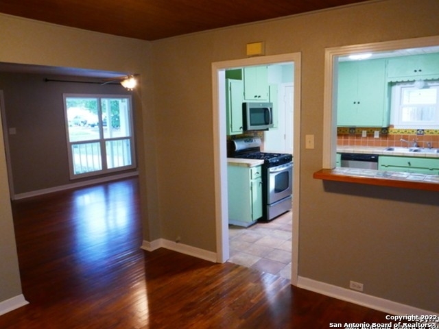 147 Brees Blvd - Photo 5