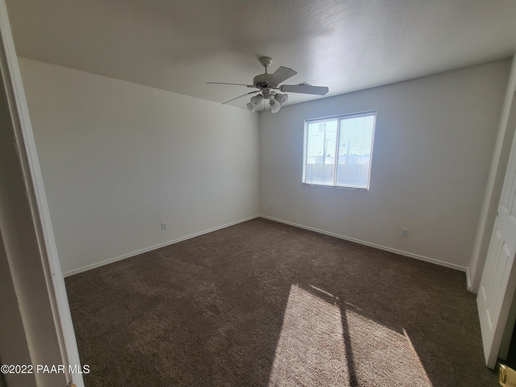 8127 E Rosalie Road - Photo 4