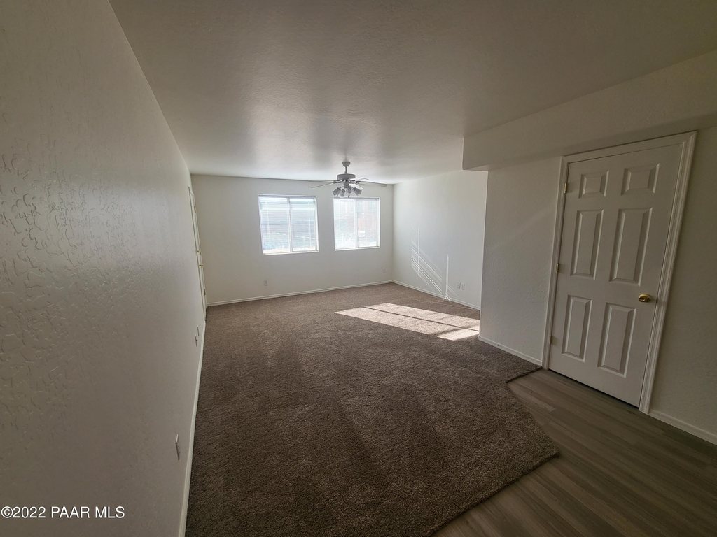 8127 E Rosalie Road - Photo 1