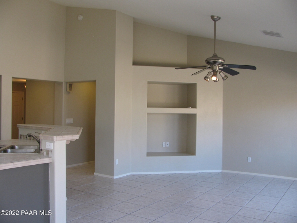 1540 Addington Drive - Photo 2