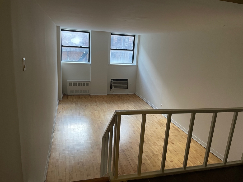 327 East 34th Street - Photo 18