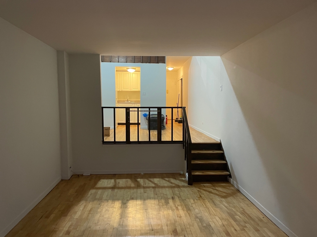 327 East 34th Street - Photo 6