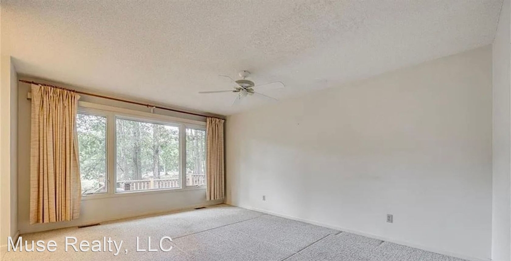 6036 Agate Court - Photo 13