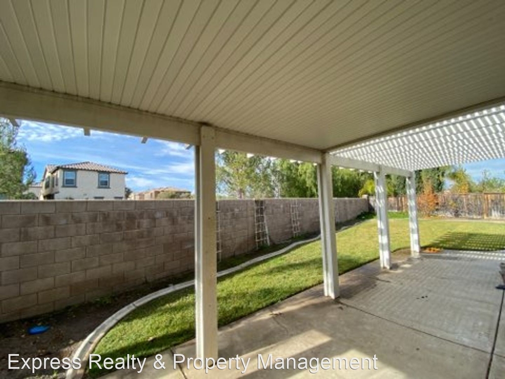 26215 Manzanita St - Photo 4