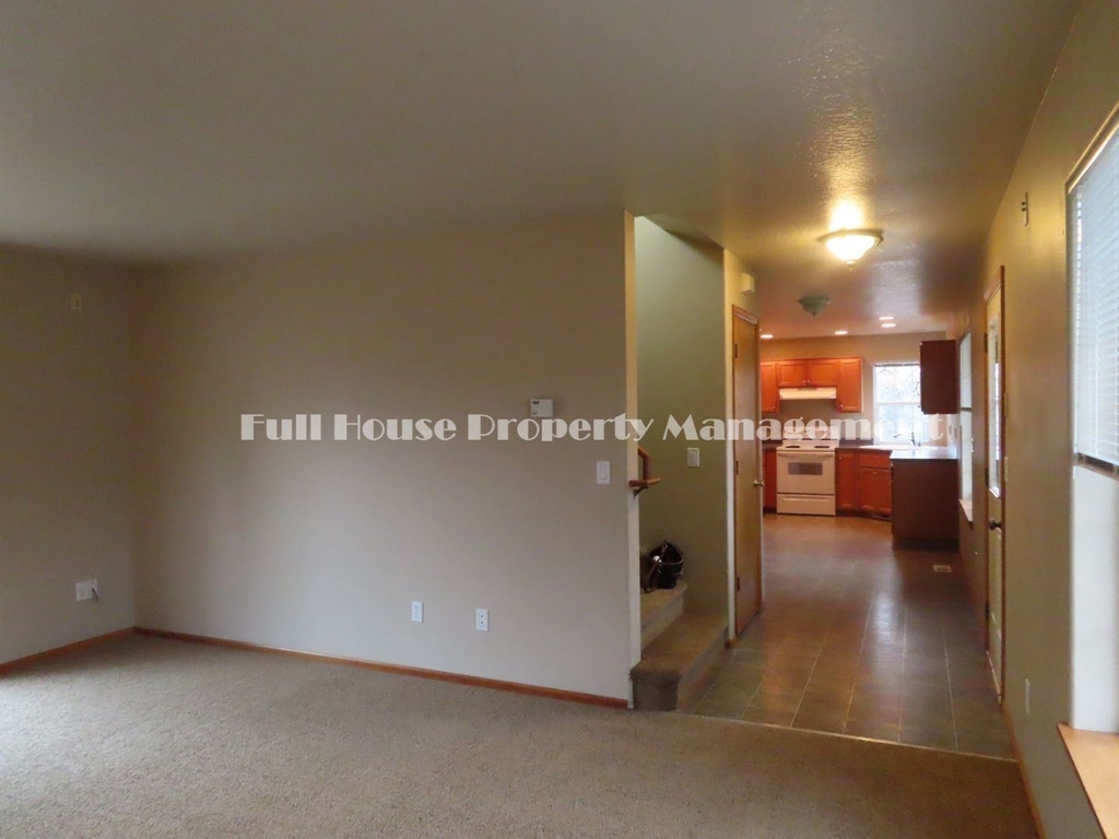 2120 Plentywood Ln. - Photo 7