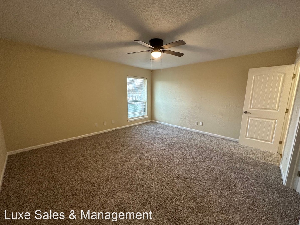 12312 Goldsborough Rd - Photo 15