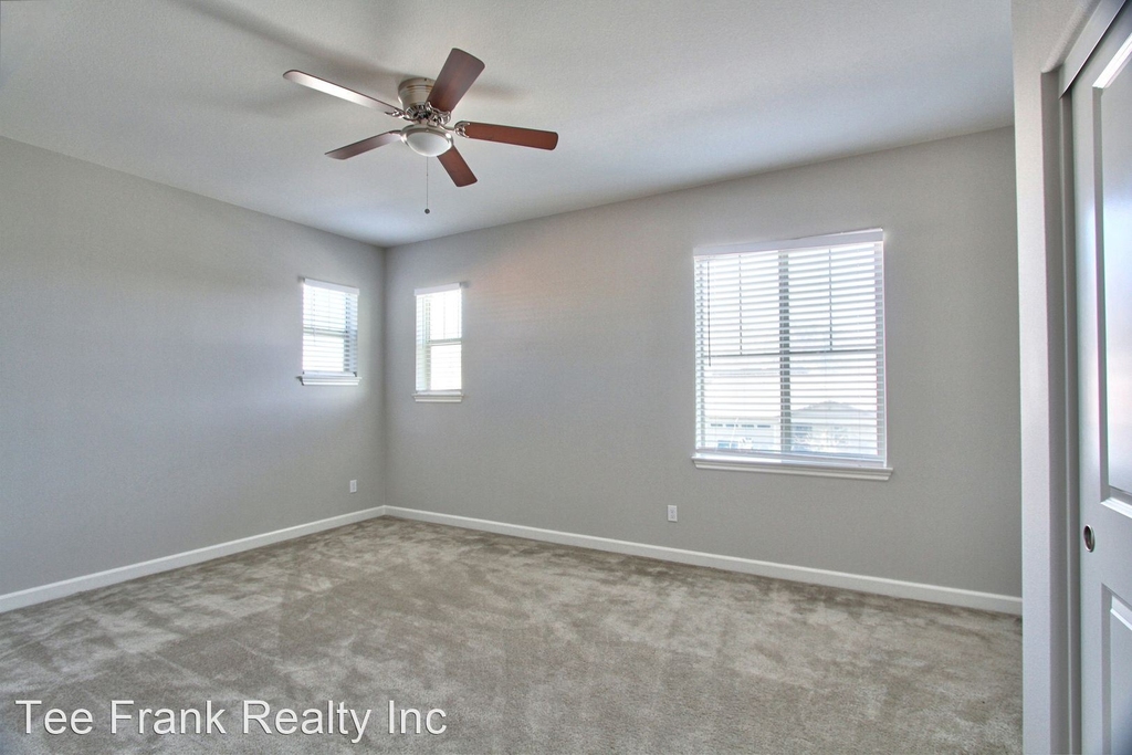 27641 Trawler Ct - Photo 21