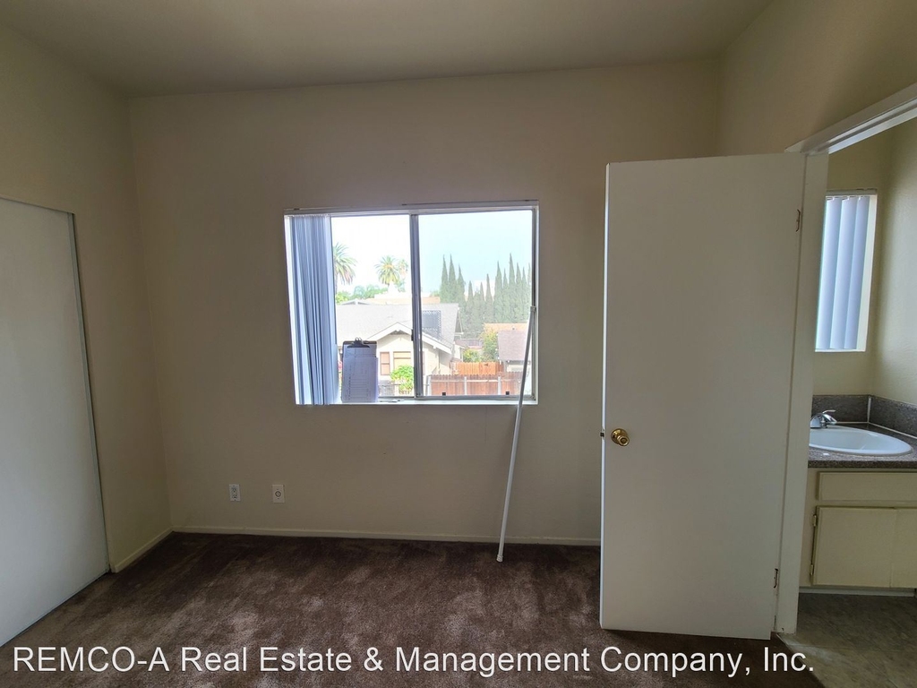 800 Rose Avenue - Photo 10