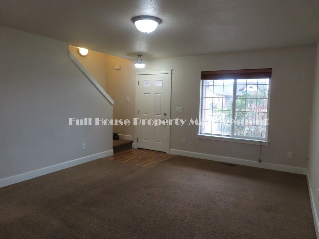 2121 Smithoak St. - Photo 7