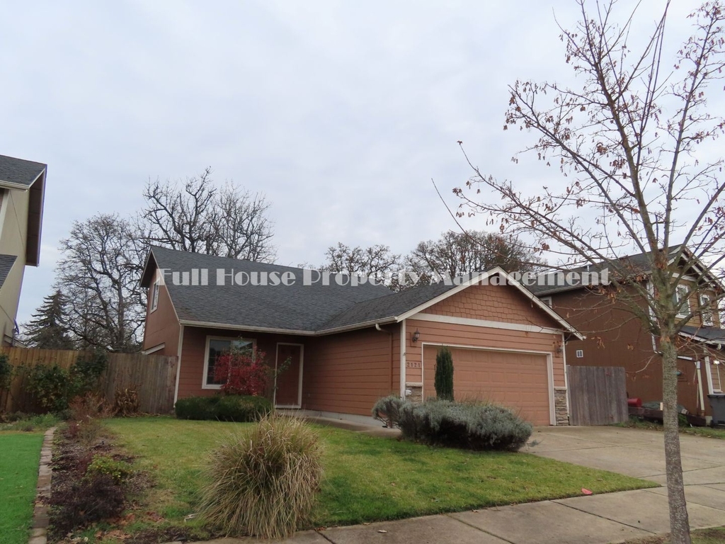 2121 Smithoak St. - Photo 1