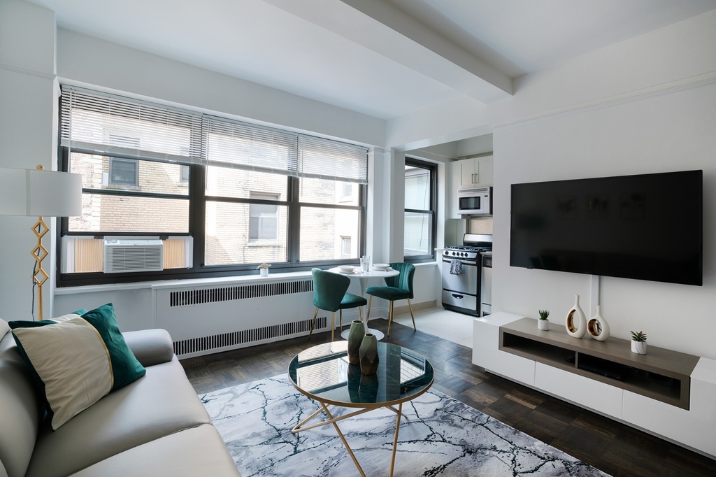 340 East 52nd Street - Photo 1