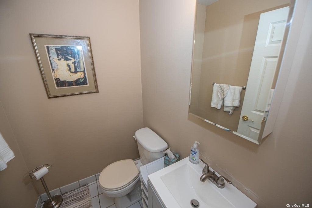 1061 Savoy Drive - Photo 10