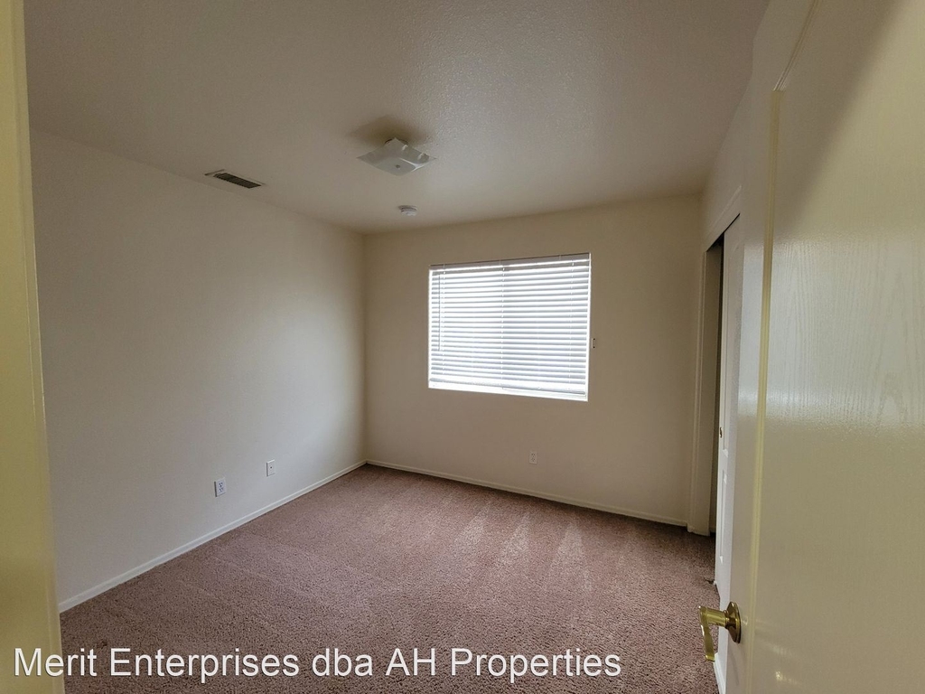 8606 W Shaw Butte - Photo 12