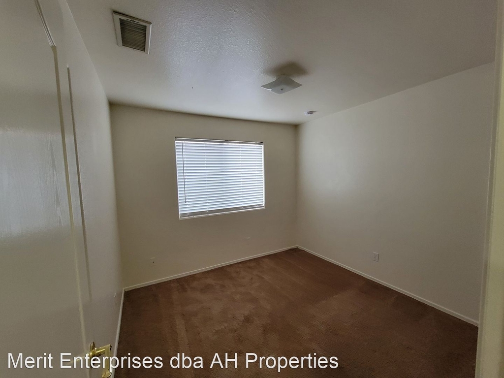 8606 W Shaw Butte - Photo 13