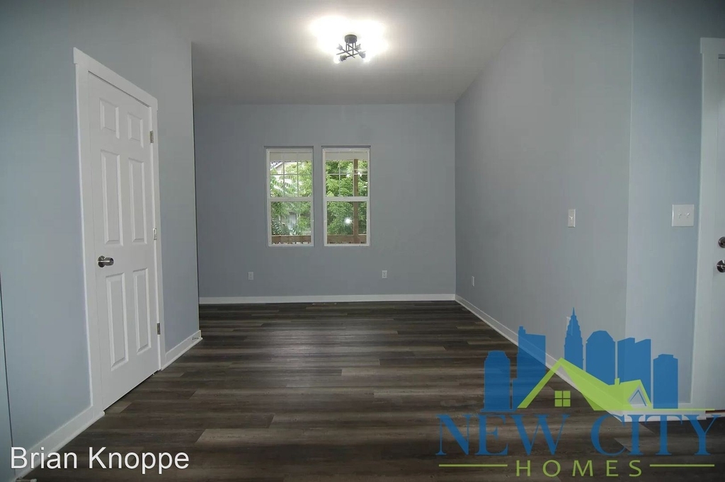 208 N Guilford Ave - Photo 6